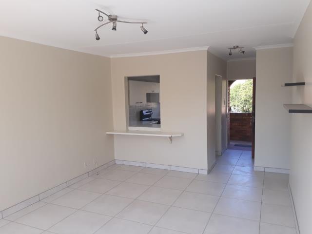 To Let 2 Bedroom Property for Rent in Buccleuch Gauteng