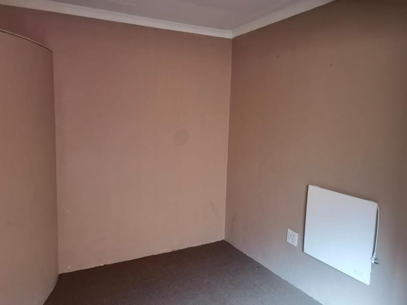 To Let 2 Bedroom Property for Rent in Selcourt Gauteng