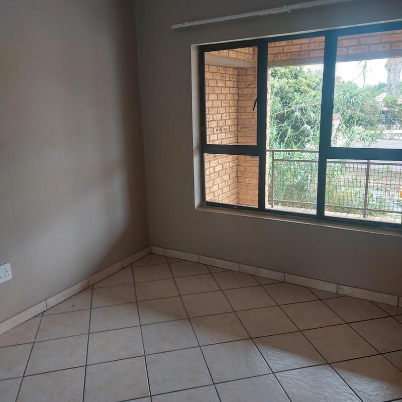 To Let 2 Bedroom Property for Rent in Elspark Gauteng