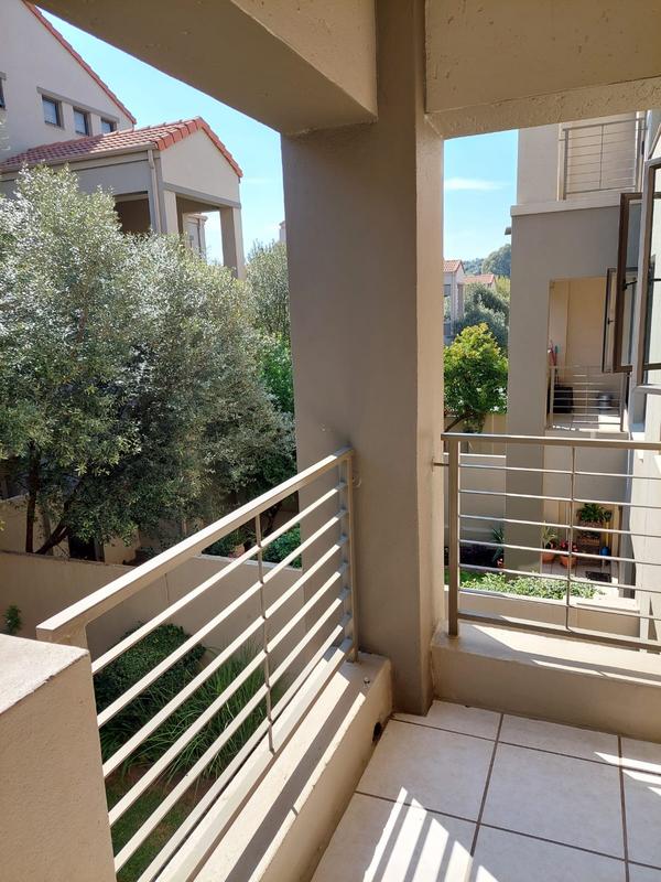 To Let 1 Bedroom Property for Rent in Paulshof Gauteng