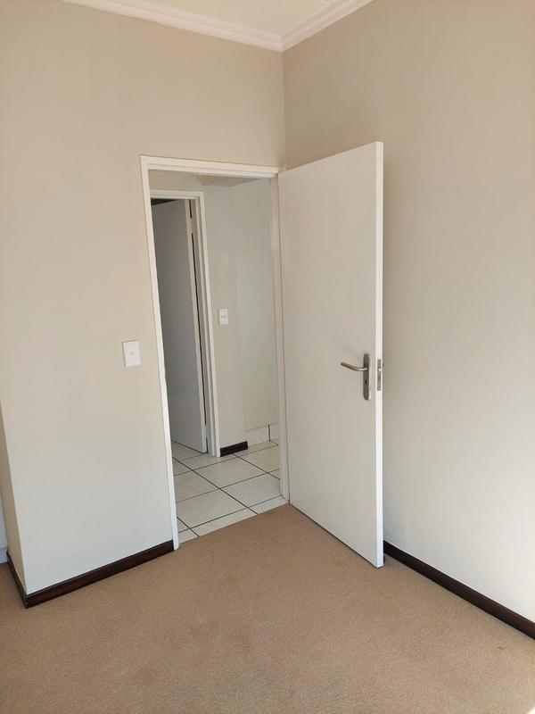 To Let 1 Bedroom Property for Rent in Paulshof Gauteng