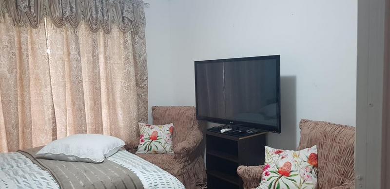 To Let 1 Bedroom Property for Rent in Montana Tuine Gauteng