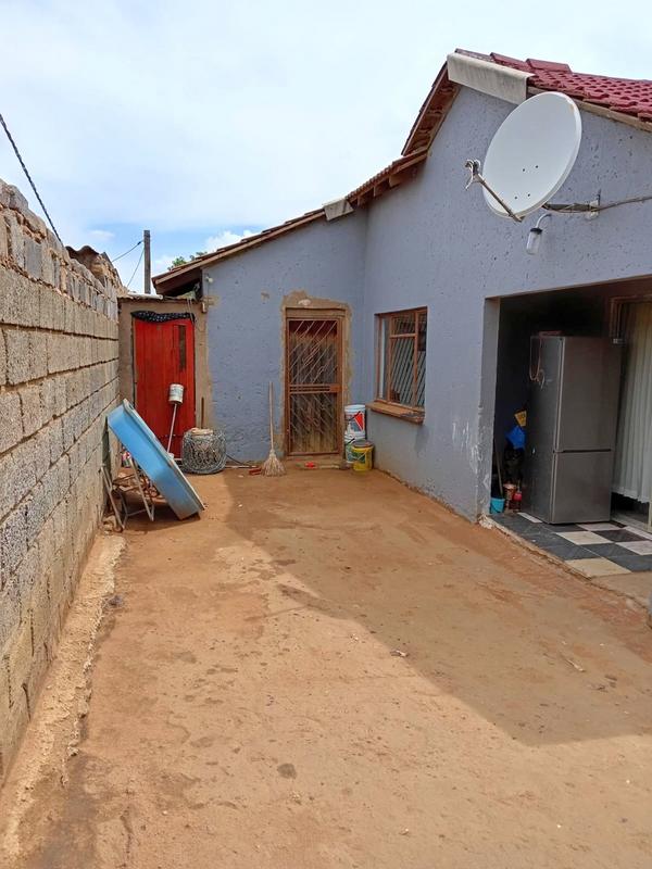 2 Bedroom Property for Sale in Bram Fischerville Gauteng