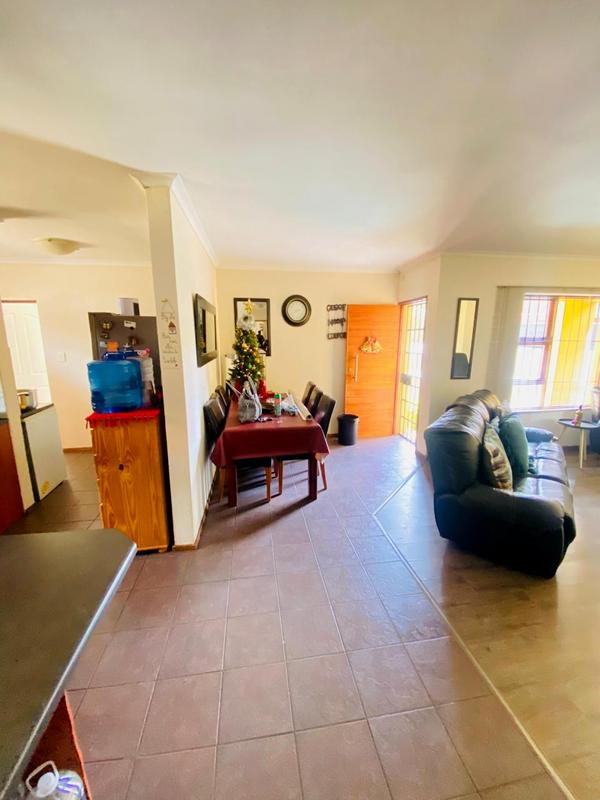 3 Bedroom Property for Sale in Robinpark Gauteng