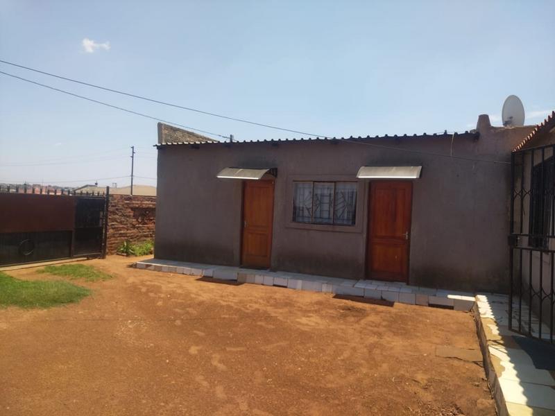 2 Bedroom Property for Sale in Lakeside Gauteng