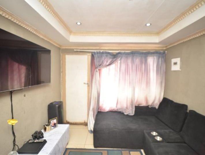 3 Bedroom Property for Sale in Protea Glen Gauteng