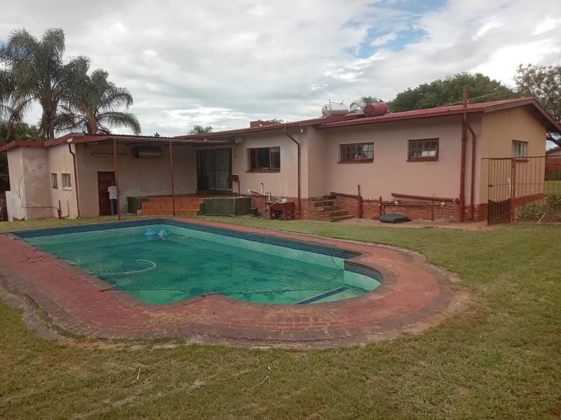 3 Bedroom Property for Sale in Kwaggasrand Gauteng