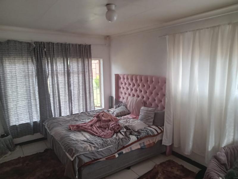 3 Bedroom Property for Sale in Kwaggasrand Gauteng