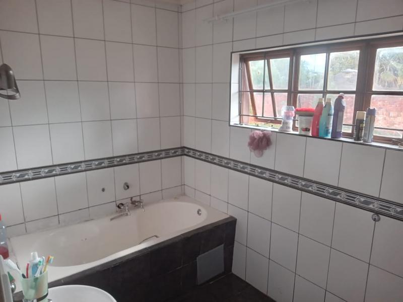 3 Bedroom Property for Sale in Kwaggasrand Gauteng