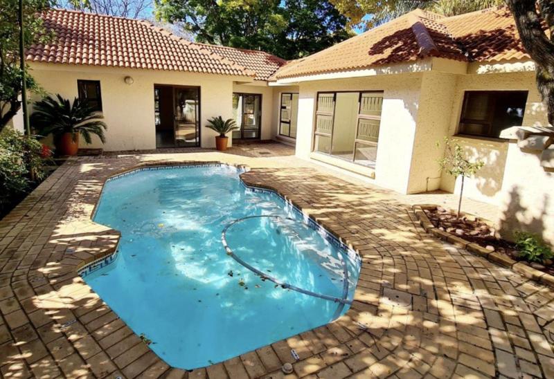 3 Bedroom Property for Sale in Waterkloof Ridge Gauteng