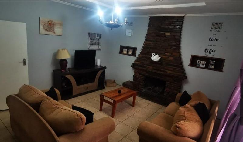 2 Bedroom Property for Sale in Florentia Gauteng