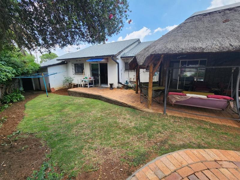 4 Bedroom Property for Sale in Verwoerdpark Gauteng