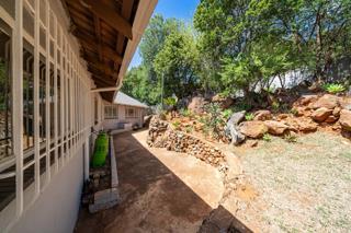 3 Bedroom Property for Sale in Mulbarton Gauteng