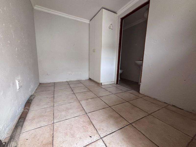 3 Bedroom Property for Sale in Fairland Gauteng