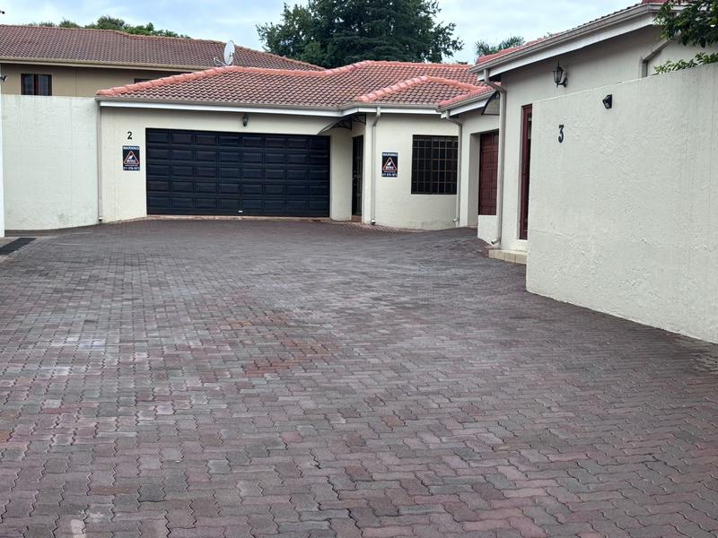 3 Bedroom Property for Sale in Fairland Gauteng