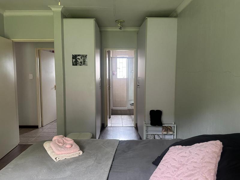 To Let 2 Bedroom Property for Rent in Greenstone Hill Gauteng