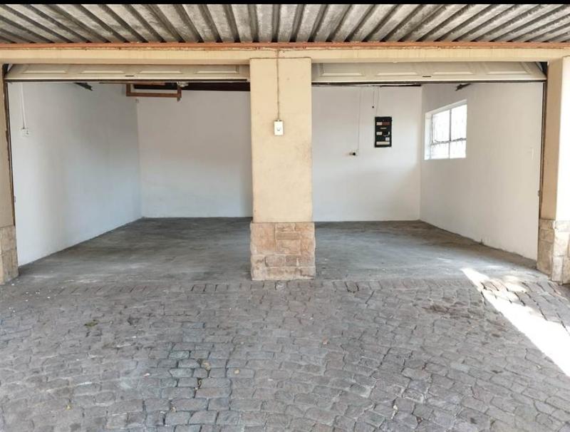 4 Bedroom Property for Sale in Illiondale Gauteng