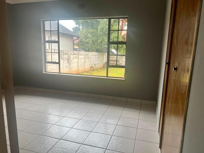 To Let 4 Bedroom Property for Rent in Edenvale Gauteng