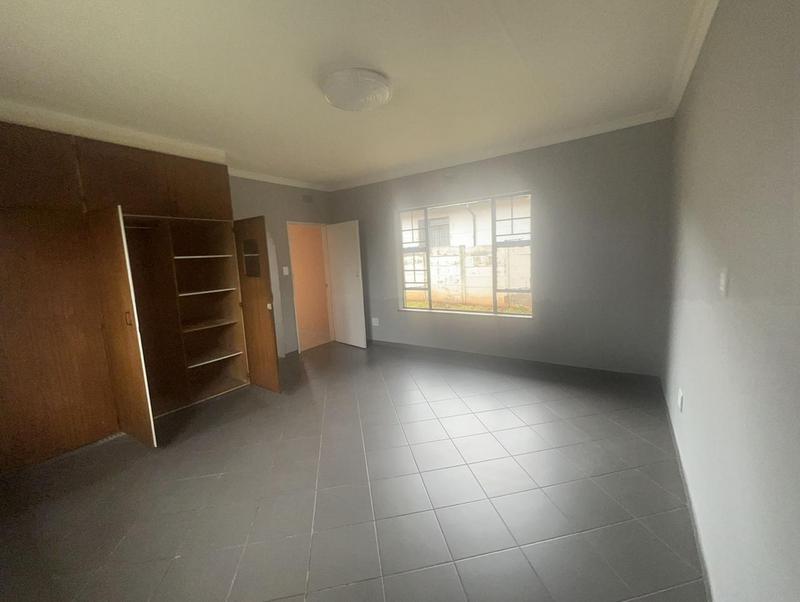 To Let 4 Bedroom Property for Rent in Edenvale Gauteng