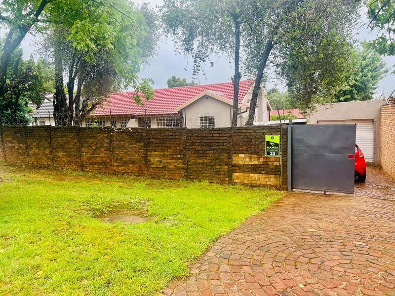 To Let 4 Bedroom Property for Rent in Edenvale Gauteng