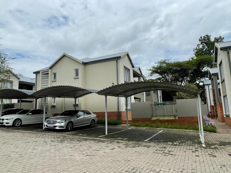 3 Bedroom Property for Sale in Broadacres Gauteng