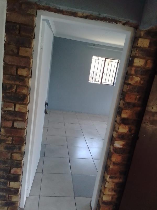 To Let 1 Bedroom Property for Rent in Minnebron Gauteng