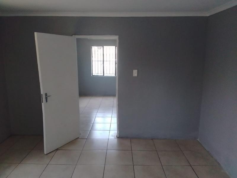 To Let 1 Bedroom Property for Rent in Minnebron Gauteng