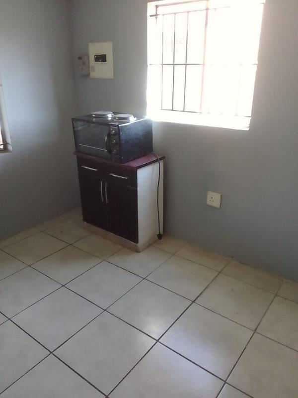 To Let 1 Bedroom Property for Rent in Minnebron Gauteng