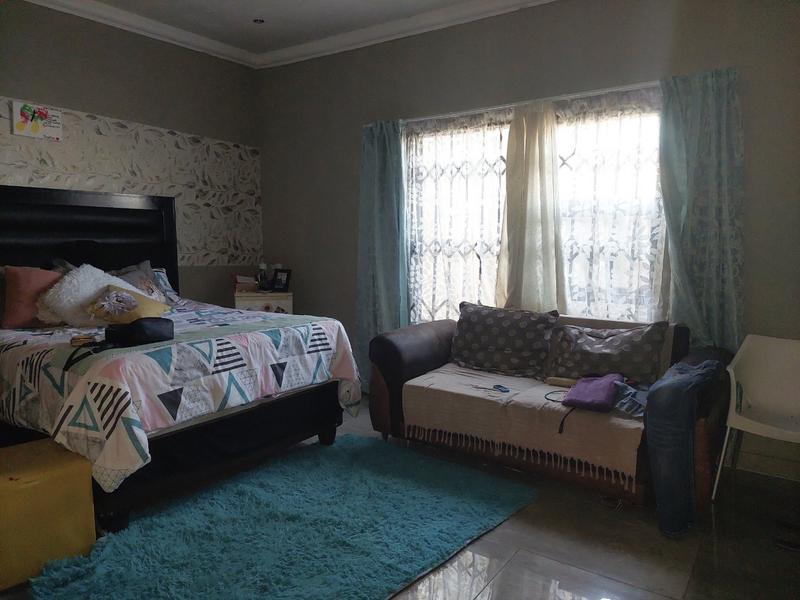 3 Bedroom Property for Sale in Lotus Gardens Gauteng