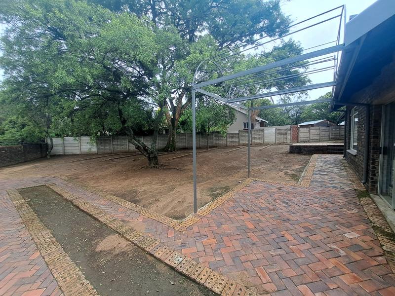 To Let 3 Bedroom Property for Rent in Rooihuiskraal Gauteng