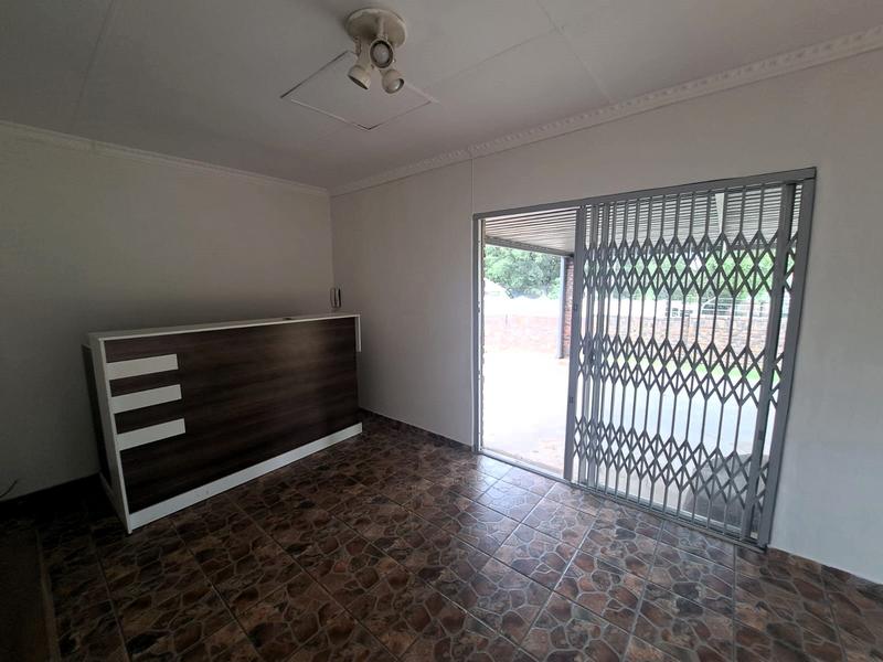 To Let 3 Bedroom Property for Rent in Rooihuiskraal Gauteng