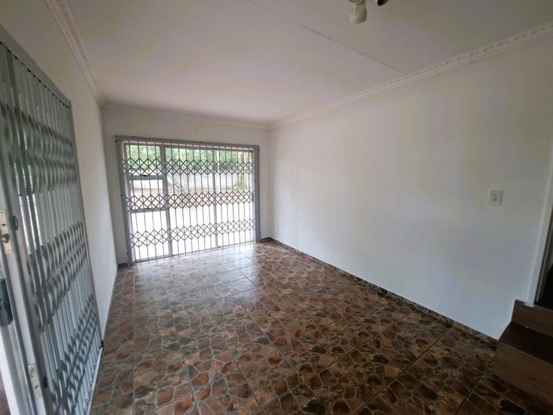 To Let 3 Bedroom Property for Rent in Rooihuiskraal Gauteng