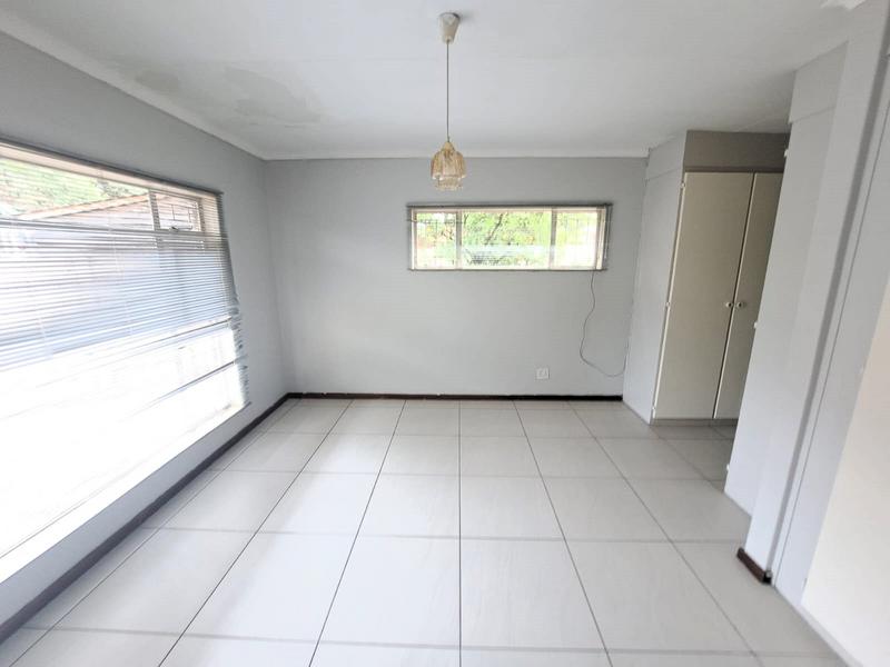 To Let 3 Bedroom Property for Rent in Rooihuiskraal Gauteng