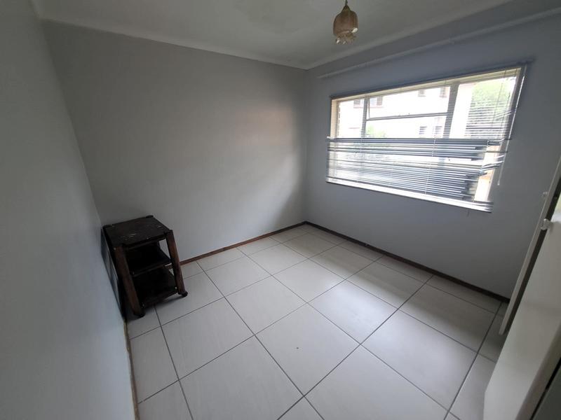 To Let 3 Bedroom Property for Rent in Rooihuiskraal Gauteng