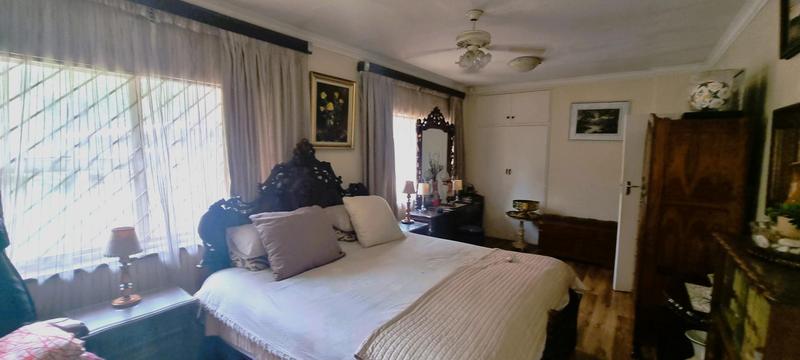 6 Bedroom Property for Sale in Eldoraigne Gauteng