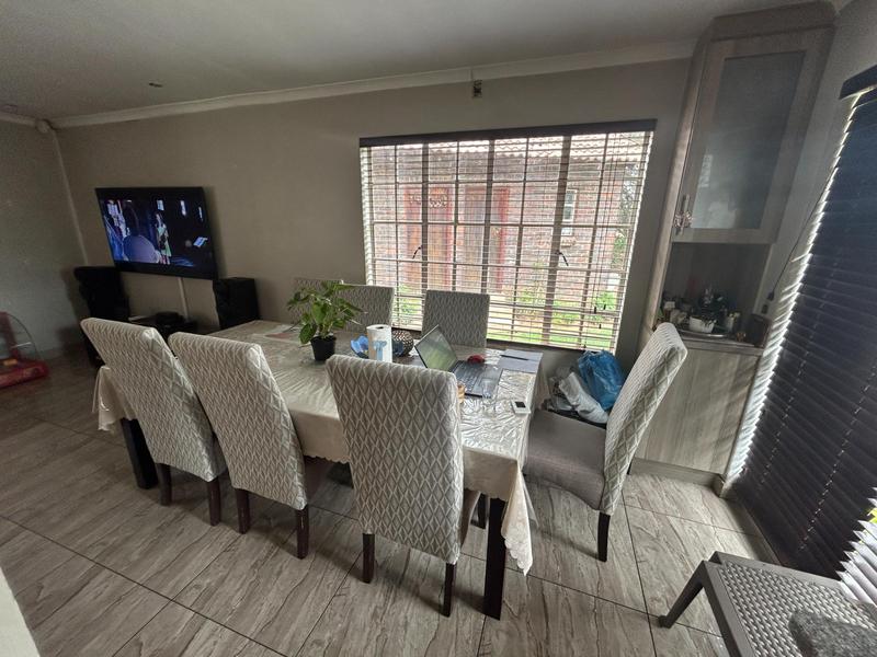 4 Bedroom Property for Sale in The Reeds Gauteng