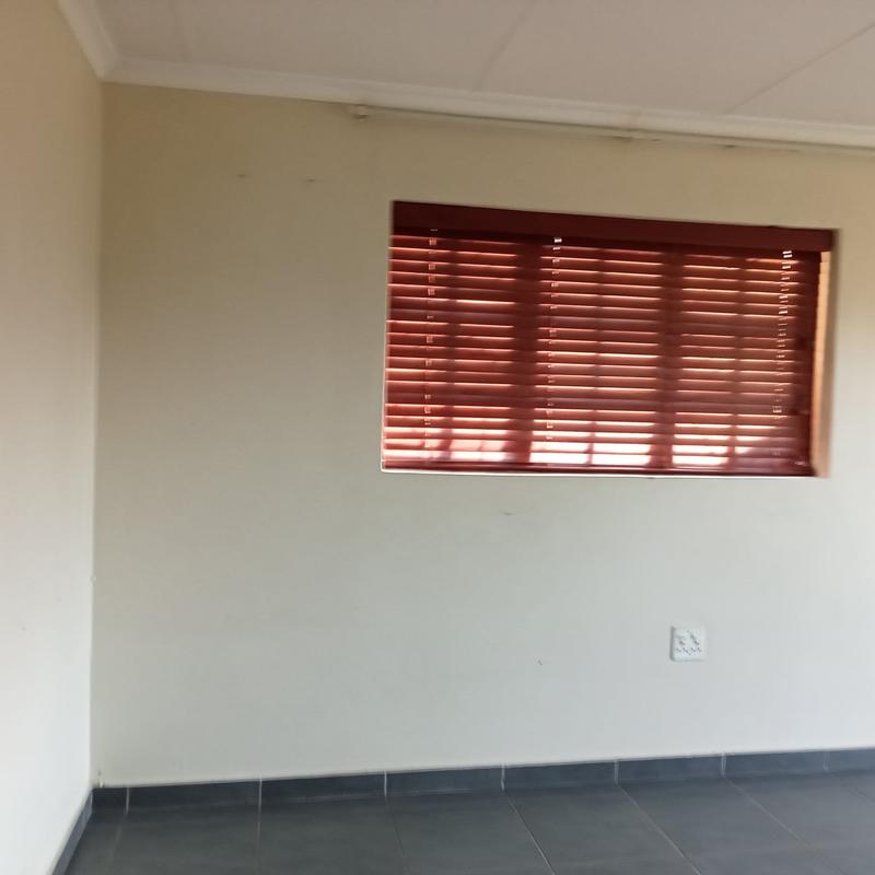 3 Bedroom Property for Sale in Raslouw Gauteng