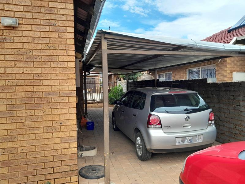 3 Bedroom Property for Sale in Soshanguve Gauteng