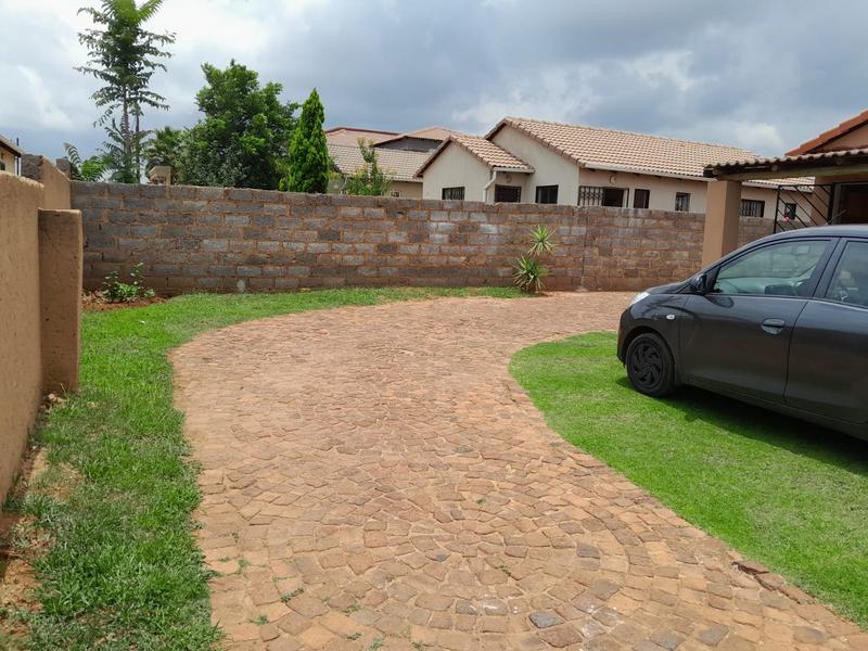 3 Bedroom Property for Sale in Protea Glen Gauteng