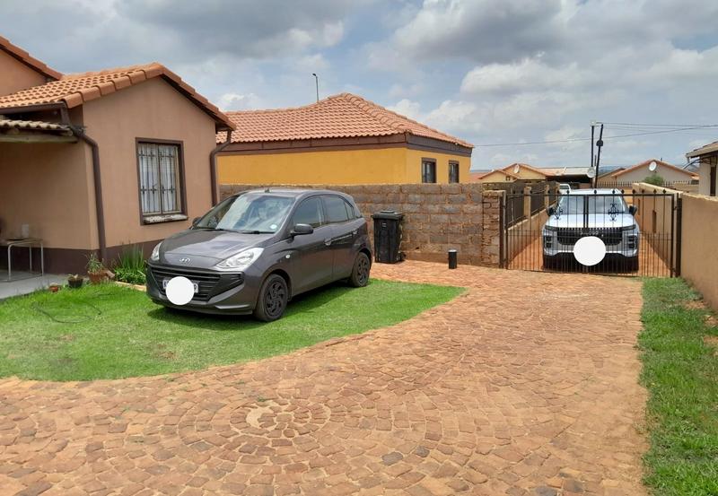 3 Bedroom Property for Sale in Protea Glen Gauteng