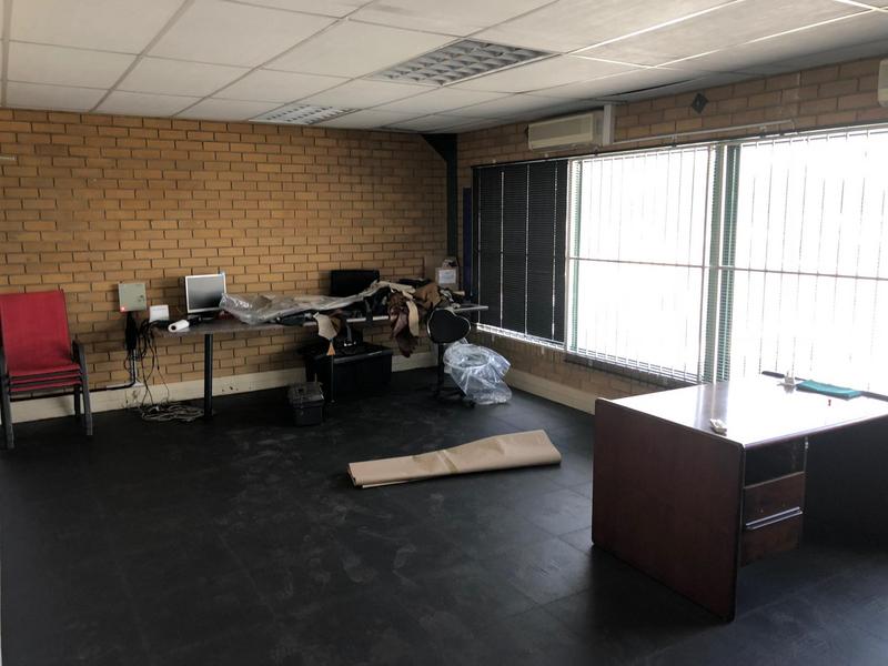 To Let commercial Property for Rent in Hennops Park Industrial Gauteng