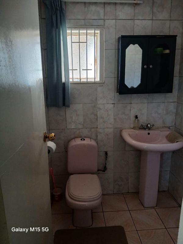 3 Bedroom Property for Sale in Lenasia South Gauteng