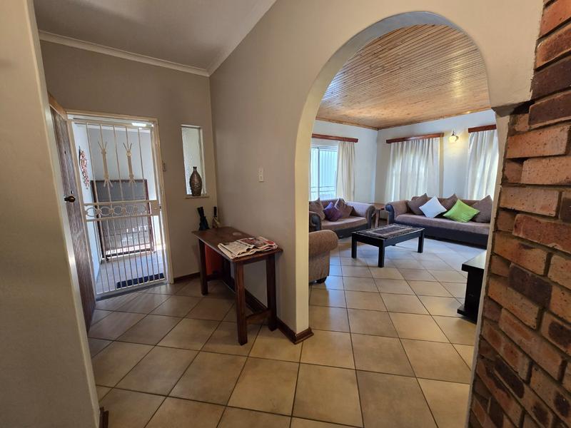 4 Bedroom Property for Sale in Magalieskruin Gauteng