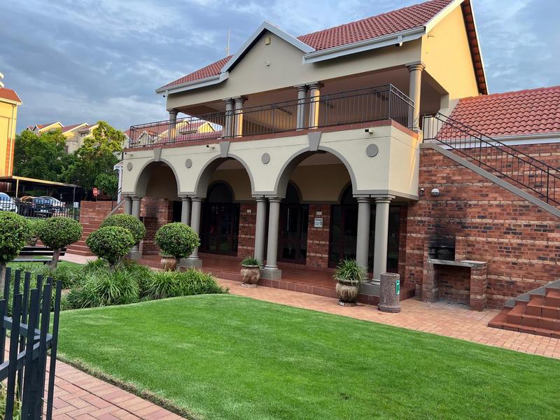 To Let 2 Bedroom Property for Rent in Epsom Downs Gauteng