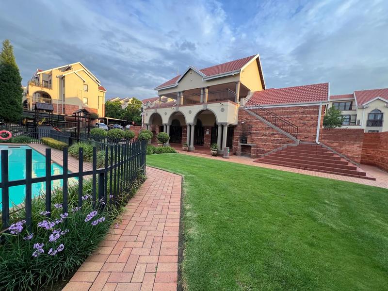 To Let 2 Bedroom Property for Rent in Epsom Downs Gauteng