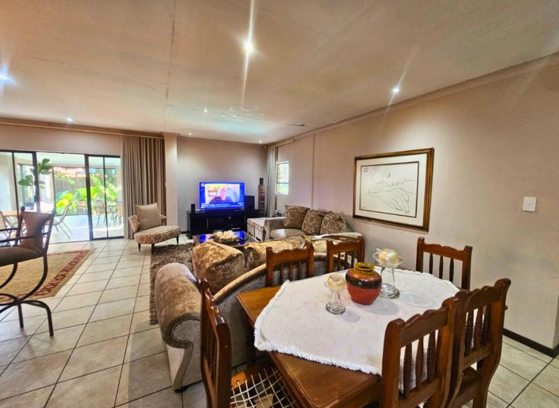 3 Bedroom Property for Sale in Glen Marais Gauteng