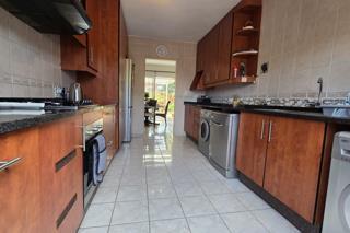 3 Bedroom Property for Sale in Brackenhurst Gauteng