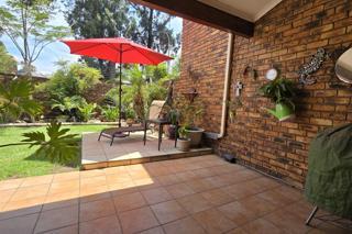 3 Bedroom Property for Sale in Brackenhurst Gauteng