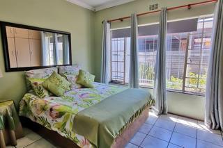 4 Bedroom Property for Sale in Verwoerdpark Gauteng