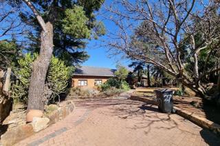 3 Bedroom Property for Sale in Mulbarton Gauteng